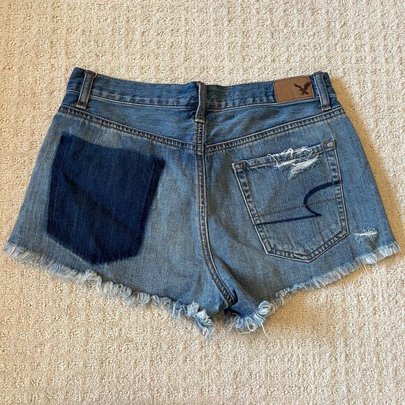 American Eagle Vintage Hi-Rise Festival Denim Shorts Size 4 - Picture 2 of 4